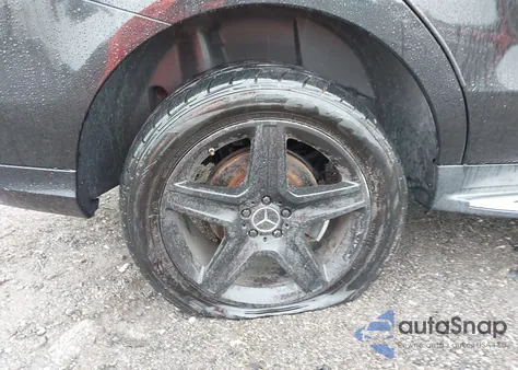 2013 Mercedes-Benz Ml 550 4Matic z USA, uszkodzony, nr VIN 4JGDA7DB9DA262971